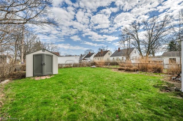 6133 W 54th Street, Parma, OH 44129