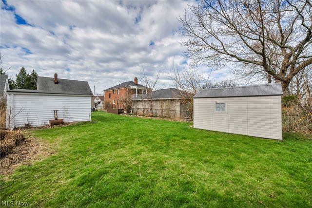 6133 W 54th Street, Parma, OH 44129