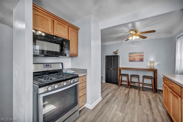 6133 W 54th Street, Parma, OH 44129