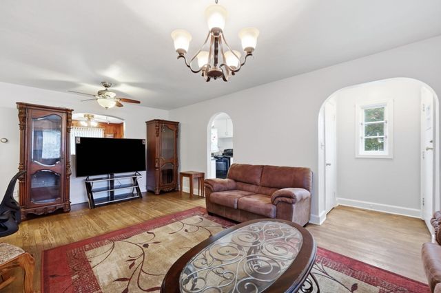 101 Court St, Westfield, MA 01085
