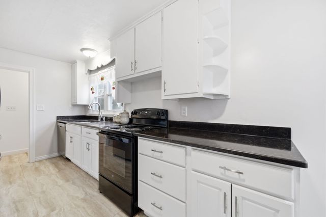 101 Court St, Westfield, MA 01085