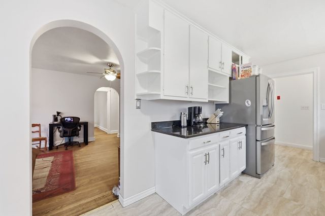 101 Court St, Westfield, MA 01085