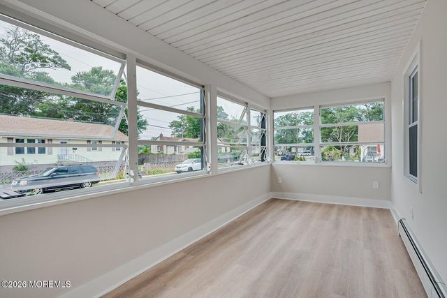 27 Birchwood Avenue, Keansburg, NJ 07734