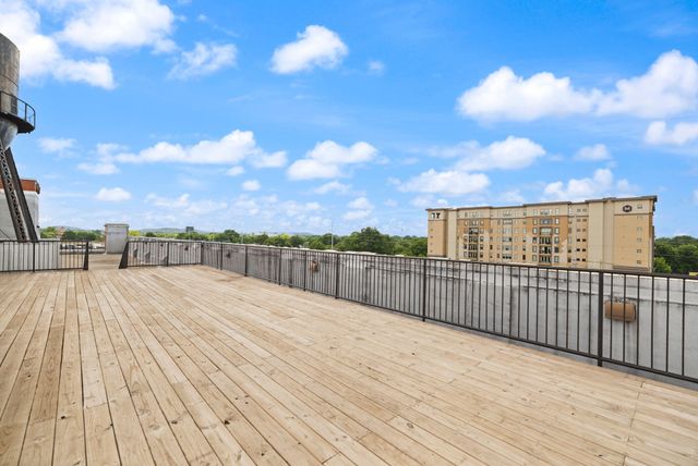 2520 S 3rd Street 112, Louisville, KY 40208