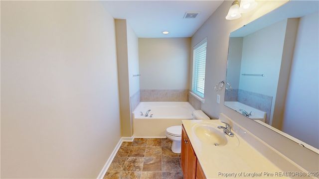 541 Roanoke Drive, Raeford, NC 28376