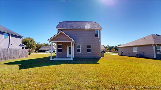 541 Roanoke Drive, Raeford, NC 28376