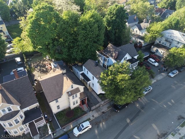 127 Steuben St, East Orange City, NJ 07018
