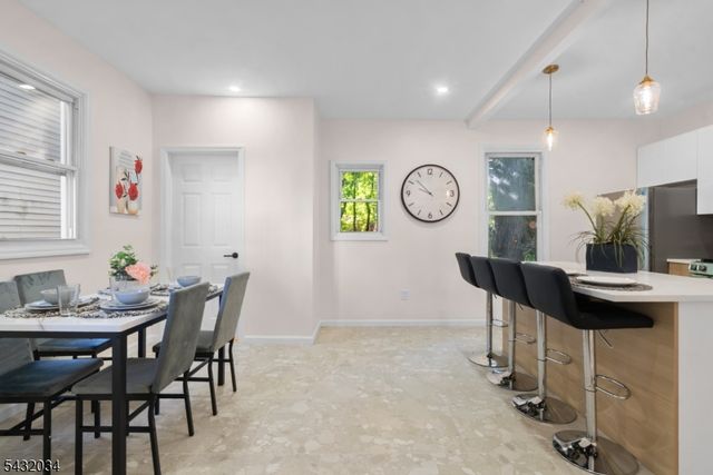 127 Steuben St, East Orange City, NJ 07018