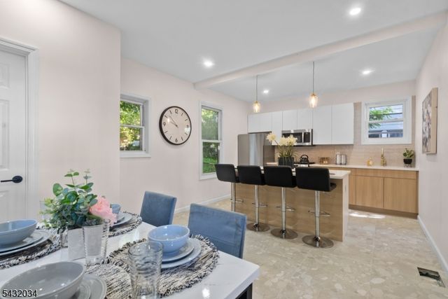 127 Steuben St, East Orange City, NJ 07018