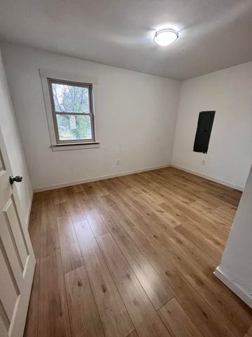 506 Hill Avenue, Ava, MO 65608