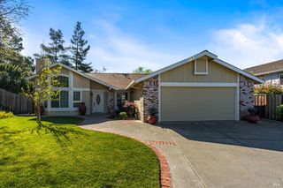 3321 Stratford Ct, Napa, CA 94558