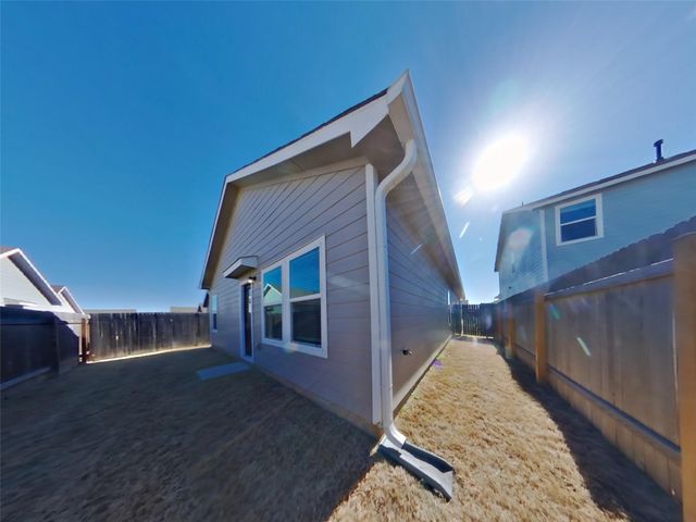 149 Mica TRL, San Marcos, TX 78656