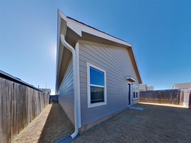 149 Mica TRL, San Marcos, TX 78656