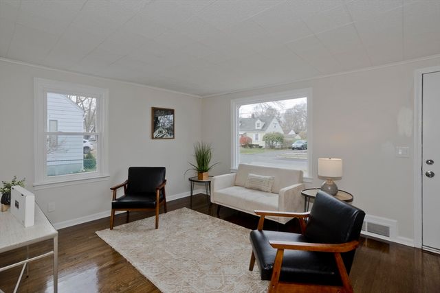 99 Massreco St, Springfield, MA 01109