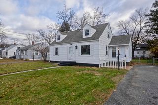 99 Massreco St, Springfield, MA 01109