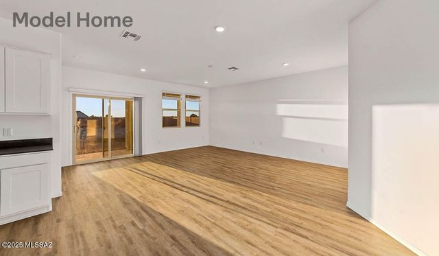 12256 E Morris Carson Drive, Vail, AZ 85641