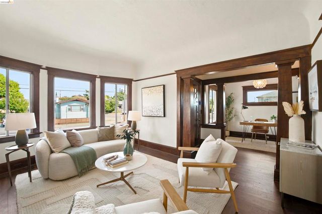 4205 West St, Oakland, CA 94608