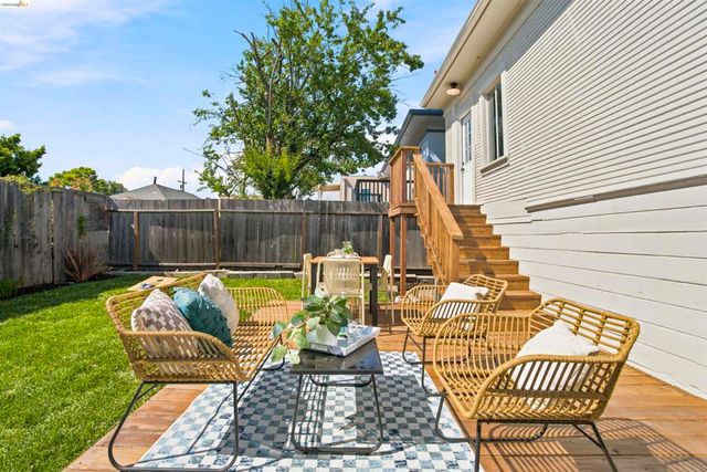 4205 West St, Oakland, CA 94608