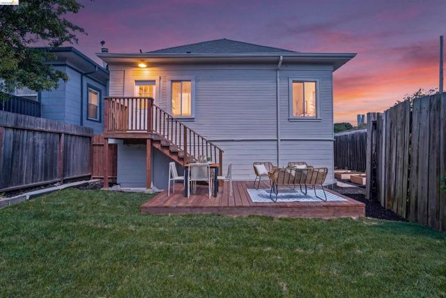 4205 West St, Oakland, CA 94608