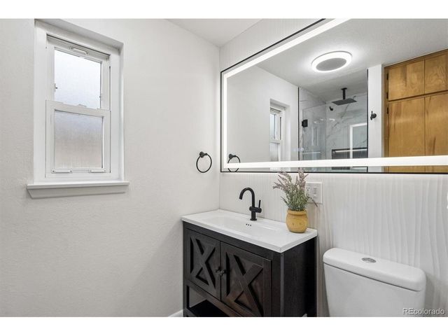 5651 W 36th Pl, Wheat Ridge, CO 80212