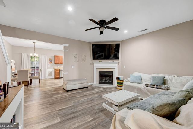 1290 Adcox Square, Stone Mountain, GA 30088