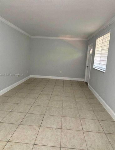 1152 NW 3rd St 2, Miami, FL 33128