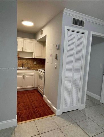 1152 NW 3rd St 2, Miami, FL 33128