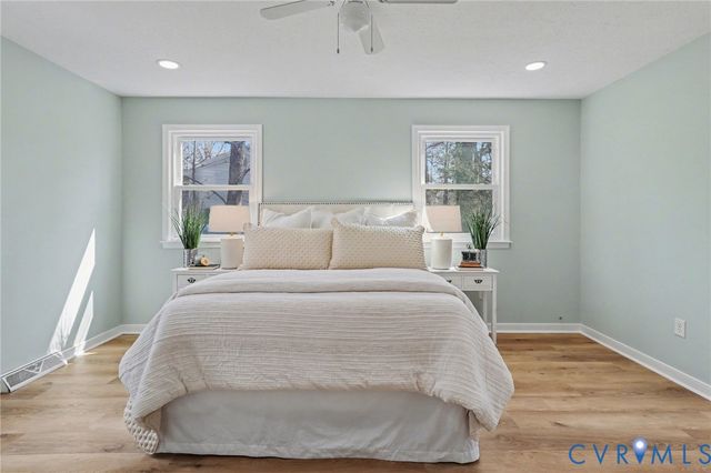 1102 Collingwood Dr, Hopewell, VA 23860