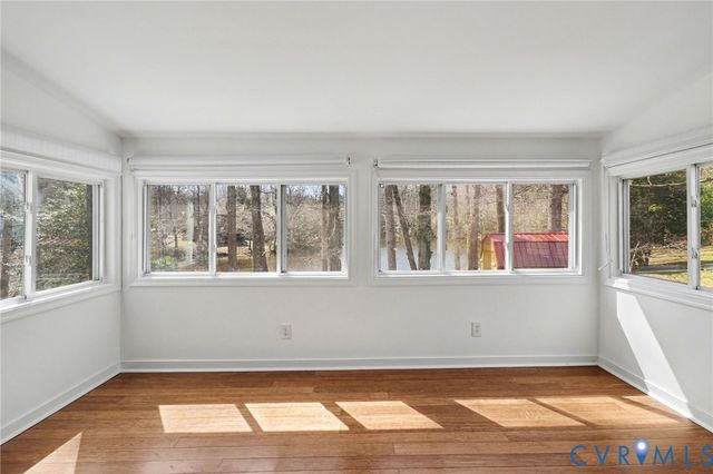 1102 Collingwood Dr, Hopewell, VA 23860