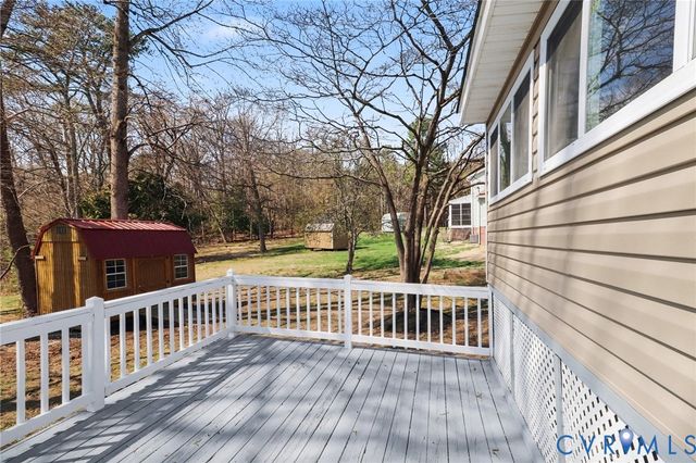 1102 Collingwood Dr, Hopewell, VA 23860