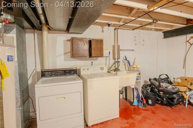 12025 Ina Drive 98, Sterling Heights, MI 48312