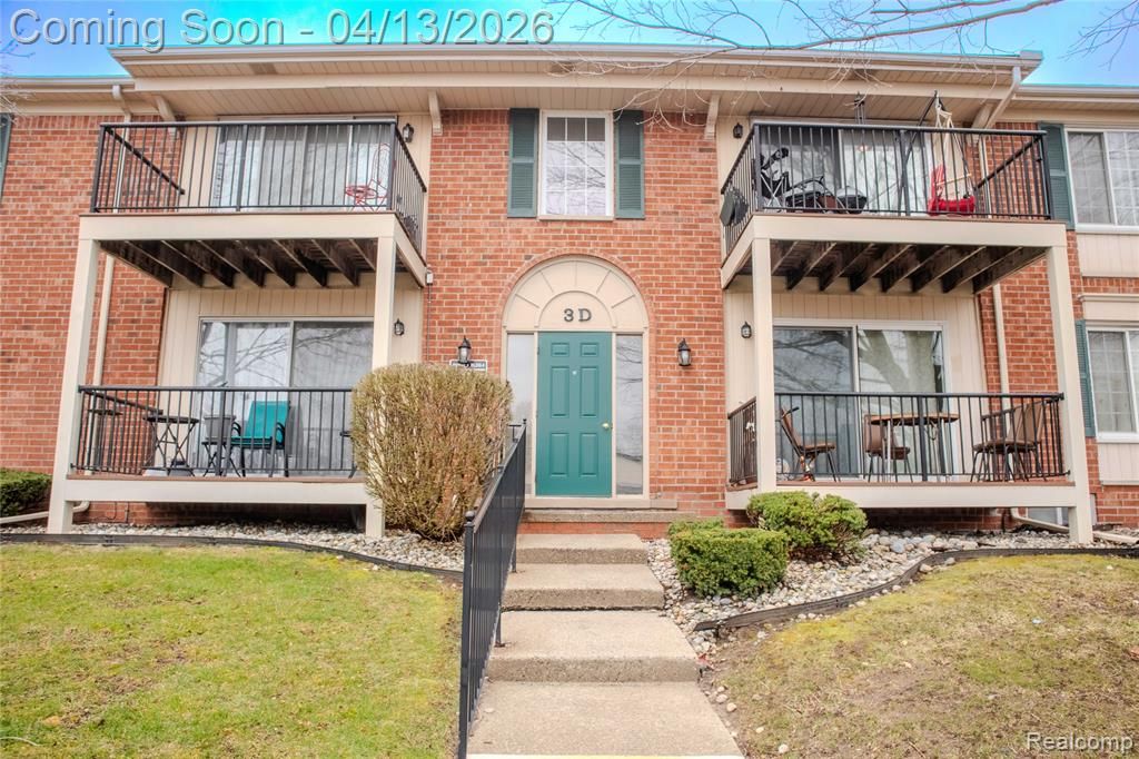 12025 Ina Drive 98, Sterling Heights, MI 48312