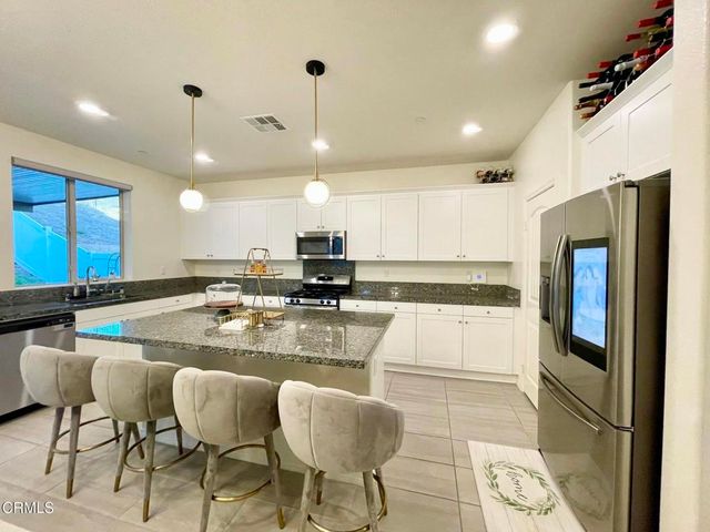 2996 Winter Park Avenue, Jurupa Valley, CA 92509