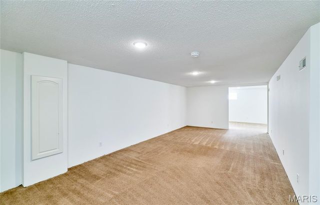 4 Sharon Court, Florissant, MO 63031