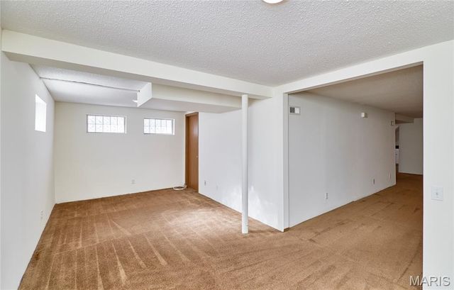 4 Sharon Court, Florissant, MO 63031