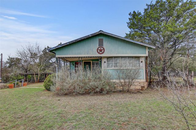 205 Singleton DR, Spicewood, TX 78669