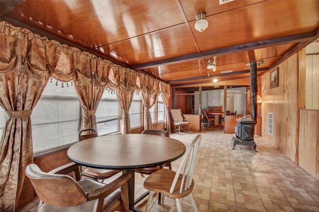 205 Singleton DR, Spicewood, TX 78669