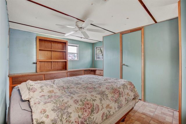 205 Singleton DR, Spicewood, TX 78669