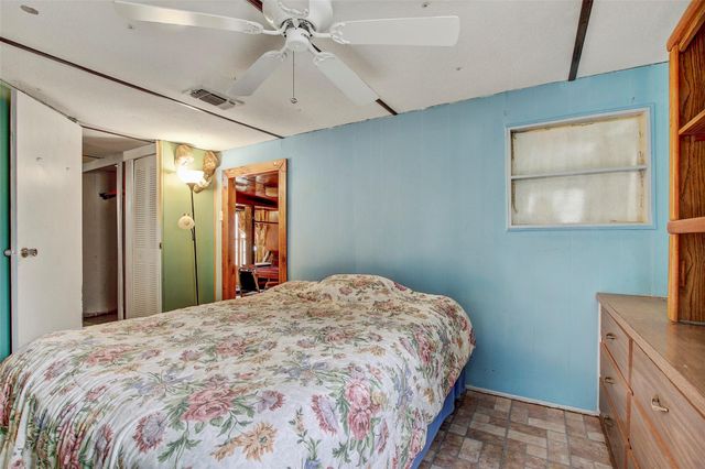 205 Singleton DR, Spicewood, TX 78669