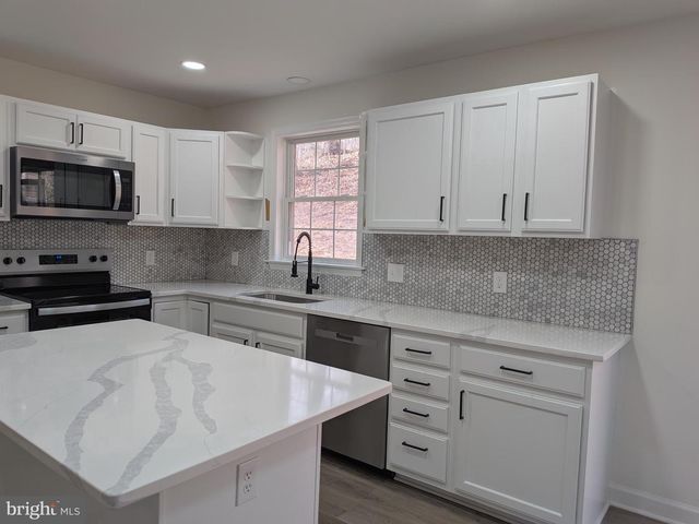 144 QUARRY RD, Stafford, VA 22554