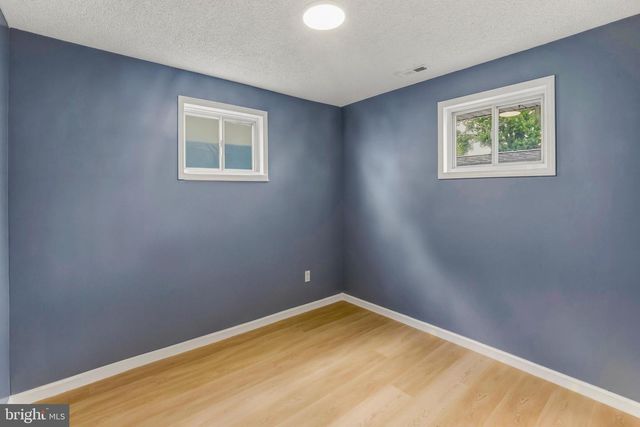 1037 MONMOUTH RD, Woodbury, NJ 08096