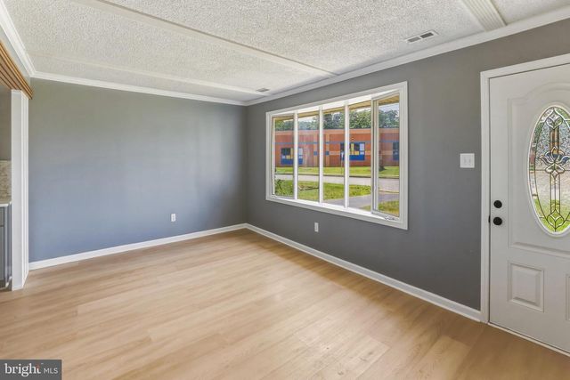 1037 MONMOUTH RD, Woodbury, NJ 08096