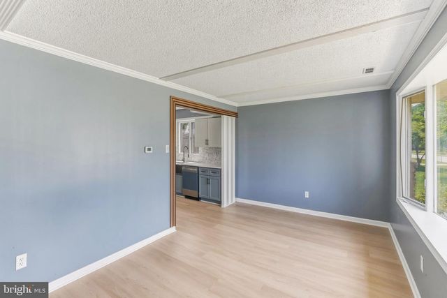 1037 MONMOUTH RD, Woodbury, NJ 08096