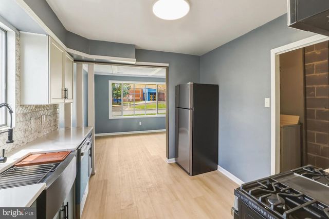 1037 MONMOUTH RD, Woodbury, NJ 08096