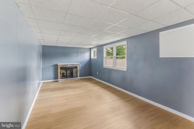 1037 MONMOUTH RD, Woodbury, NJ 08096