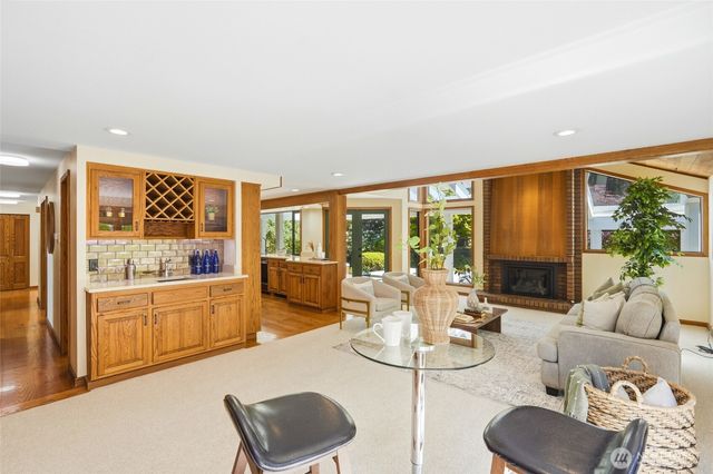 15905 23rd Lane SE, Mill Creek, WA 98012