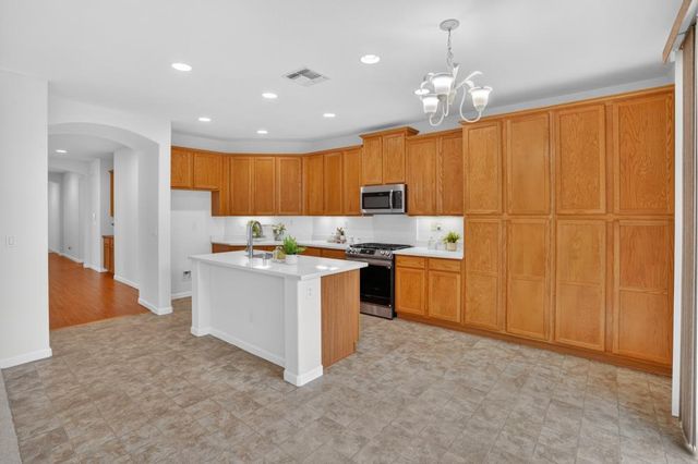 4609 Welera Way, Elk Grove, CA 95757