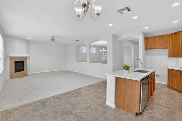 4609 Welera Way, Elk Grove, CA 95757