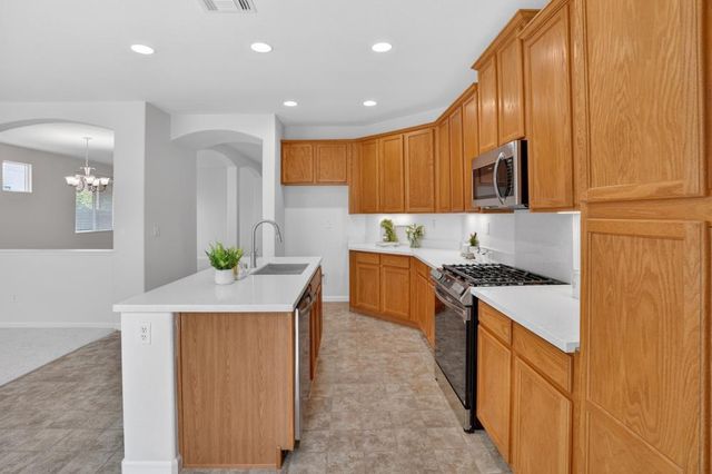 4609 Welera Way, Elk Grove, CA 95757