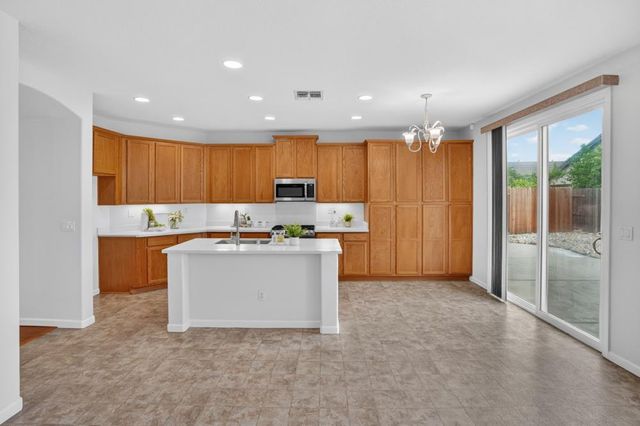 4609 Welera Way, Elk Grove, CA 95757